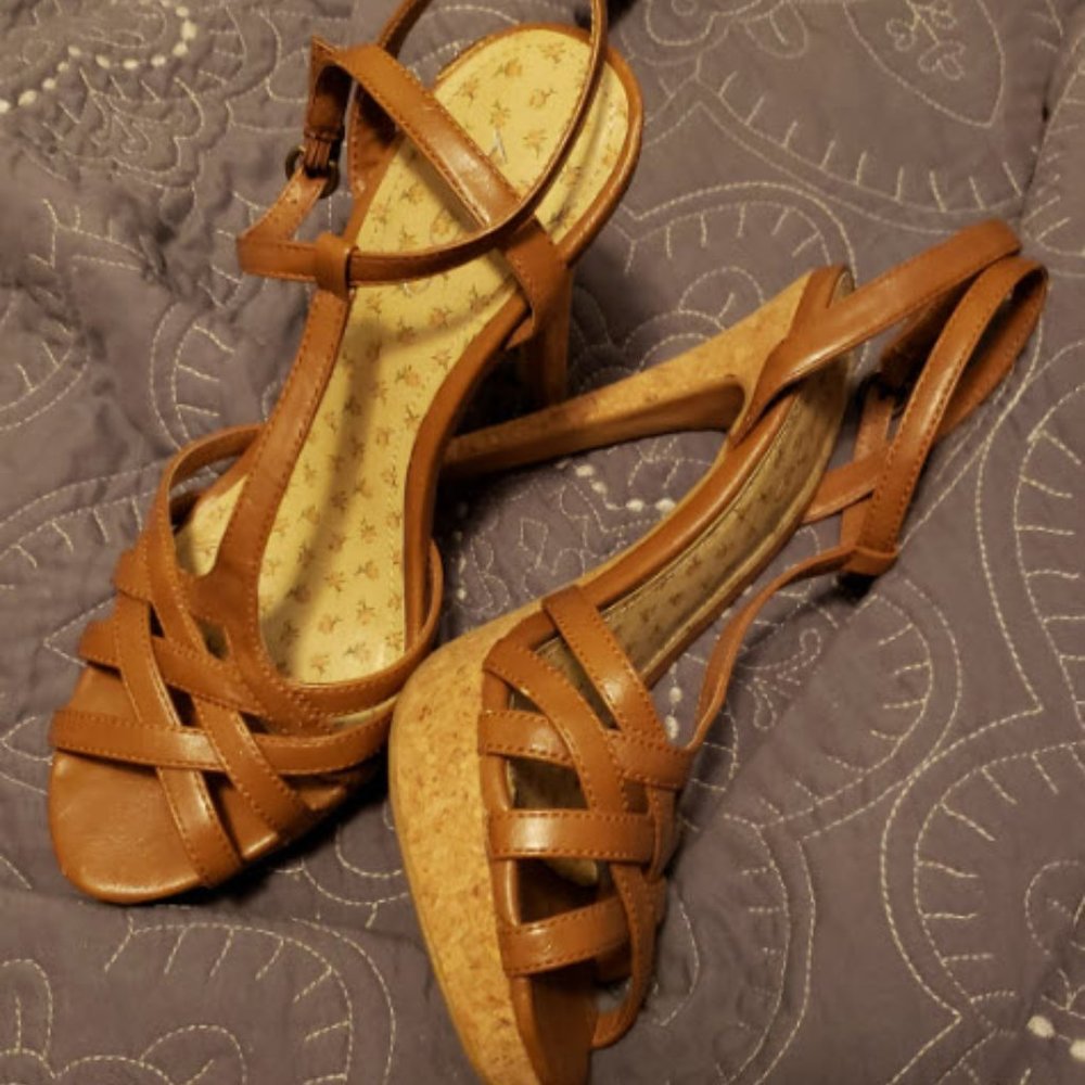 Aldo peep toe cognac strappy heels cork bottom  Size 7
